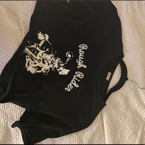 BRANDY MELVILLE ROUGH RIDER TEE